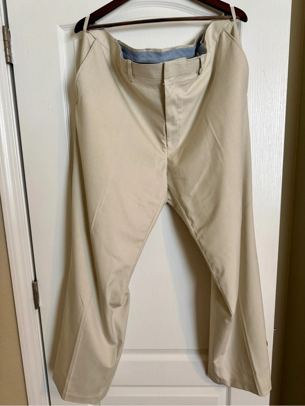 Classic Men's Cream Suit - Tailored Two-Button Jacket 52L With Slacks 42x30